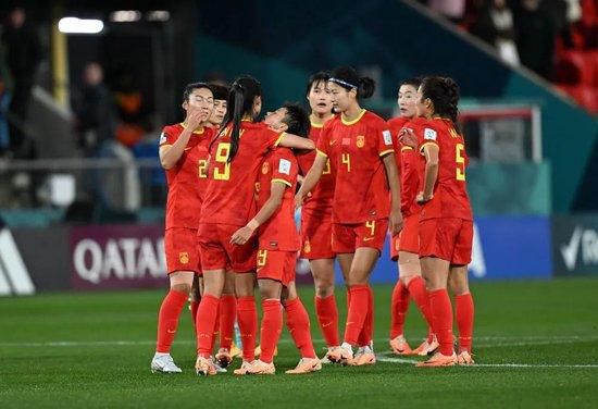女孩与恩师的关系